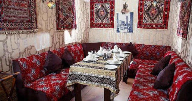 Müştəri kafe sahibini döydü HƏBS EDİLDİ