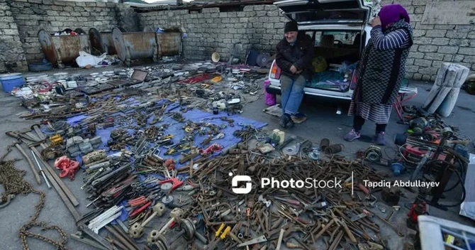 Hər şey satılır Sabunçuda bit bazarı ndan REPORTAJ