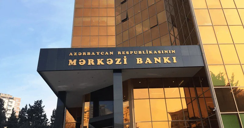 Yeni 3 manatın tədavülə buraxılacağı ilə bağlı Mərkəzi Bankdan AÇIQLAMA FOTO