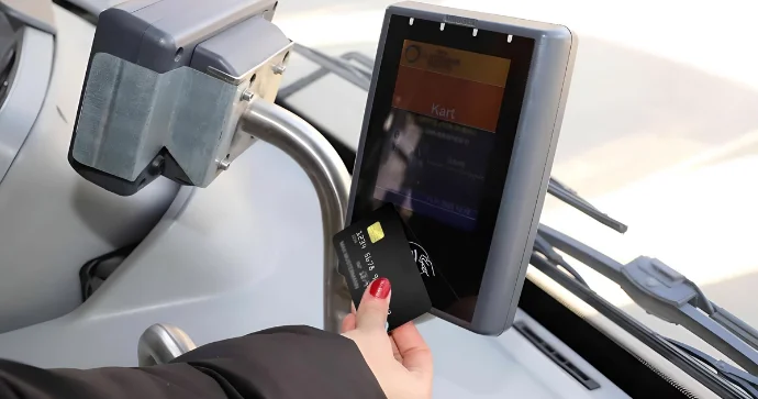 Avtobuslarda bank kartı ilə ödəniş funksiyası istifadəyə veriləcək RƏSMİ