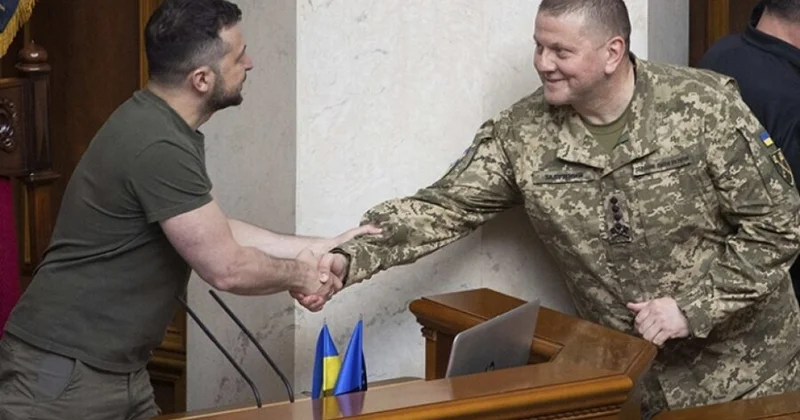 Zelenskinin istefası gündəmdə: Rəqibi ortaya çıxdı, Putinin fikri təkrarlandı