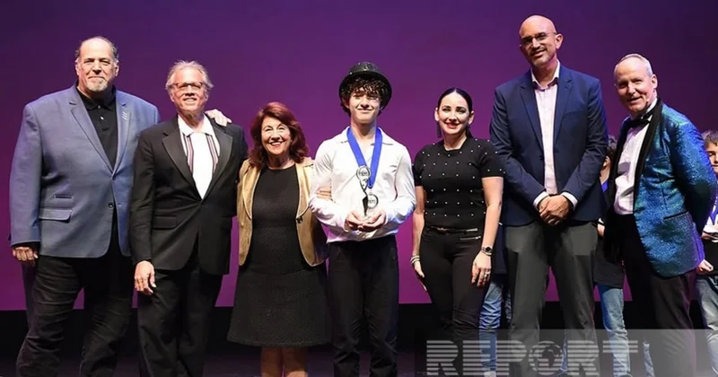 ABŞ də azərbaycanlı məktəbli nüfuzlu istedad müsabiqəsinin qalibi oldu (FOTO)