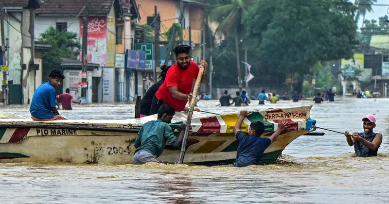 Asiyada fəlakət Ölü sayı 1000 i keçdi