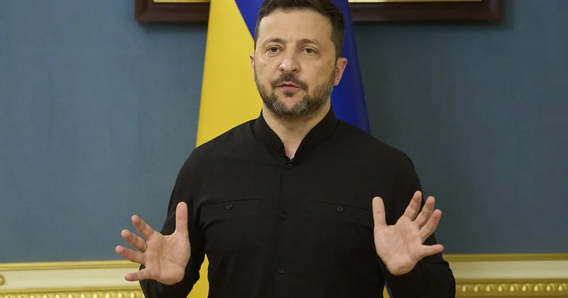 Zelenskinin istefası real görünür ŞƏRH