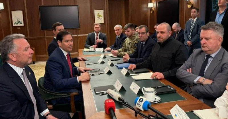 Ukrayna ABŞ la görüşdə Donbasdan çıxma və NATO dan imtinanı mümkünsüz adlandırıb