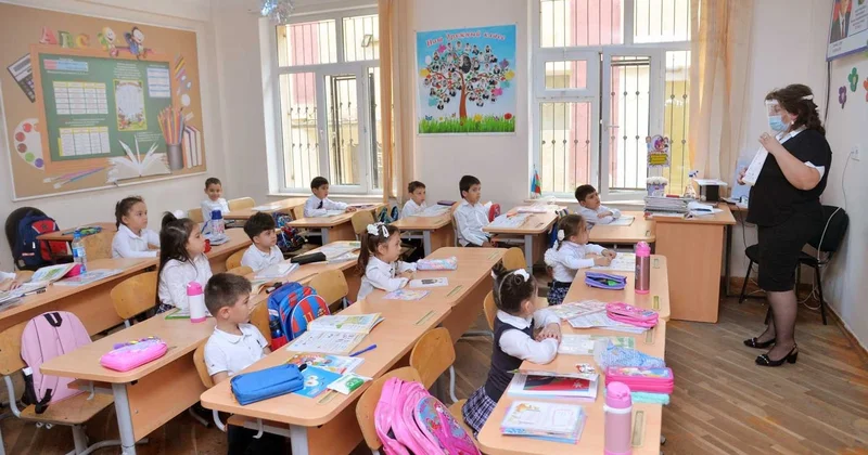 İbtidai təhsildə iki müəllim modeli tətbiq oluna bilər İctimai Şuradan TƏKLİF