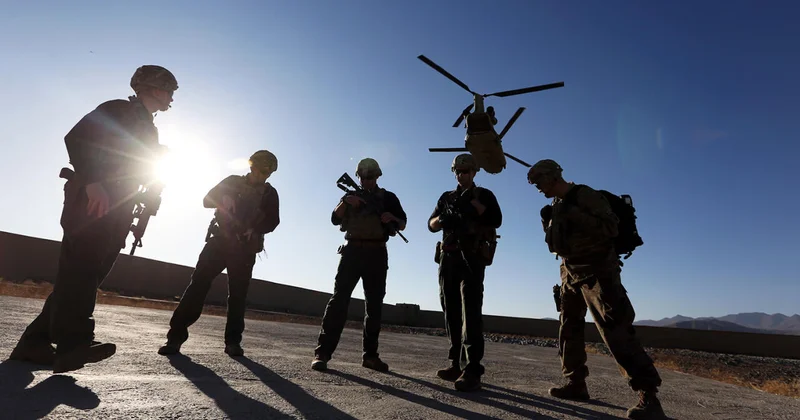 Евросоюз пытается убедить США не сокращать число военных в Европе