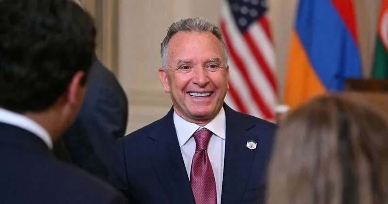 KİV: Uitkoff ukraynalı rəsmilərlə növbəti görüş keçirir