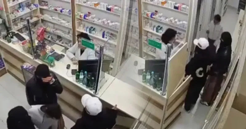 В Баку попрошайки цыгане разгромили аптеку ВИДЕО