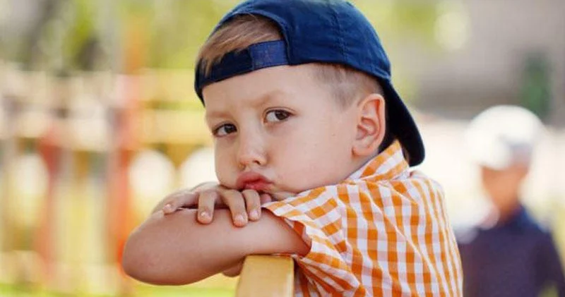 Sakit uşaqlar Utancaqlıq, yoxsa psixoloji narahatlıq?