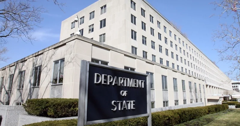 Госдеп призвал американцев срочно покинуть Россию