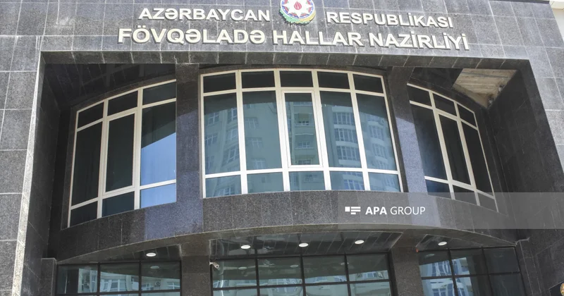 Şamaxıda buzlu yolda köməksiz qalan 5 nəfər xilas edilib