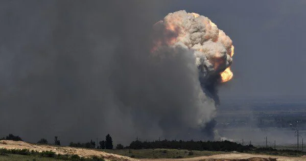 Səudiyyə Ərəbistanı qonşusunu bombaladı