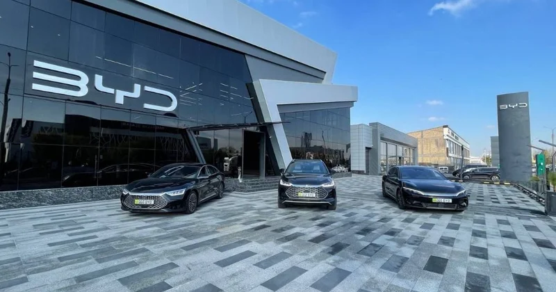 Tesla официально уступила лидерство на рынке электромобилей китайской компании BYD Minval Politika