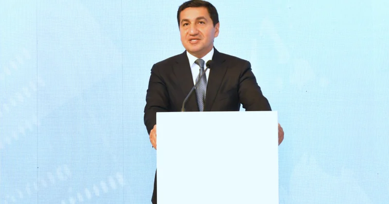 Hikmət Hacıyev: Azərbaycan Trampın sülh təşəbbüsünü alqışlayır