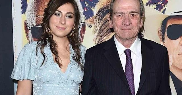 Məşhur aktyorun qızı oteldə ölü tapıldı