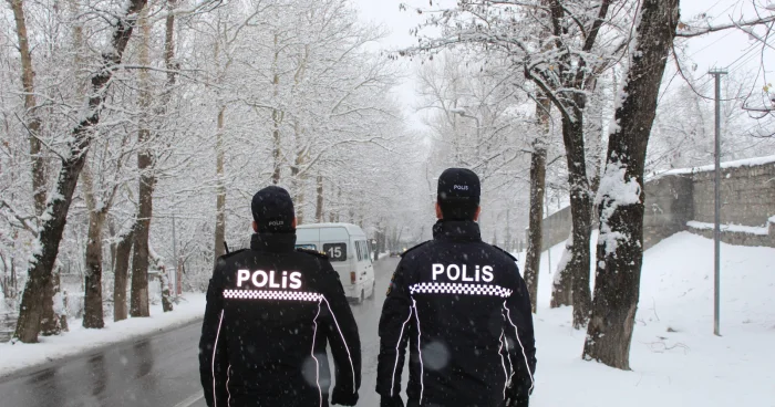 Yol polisindən rayonlara gedənlərə müraciət
