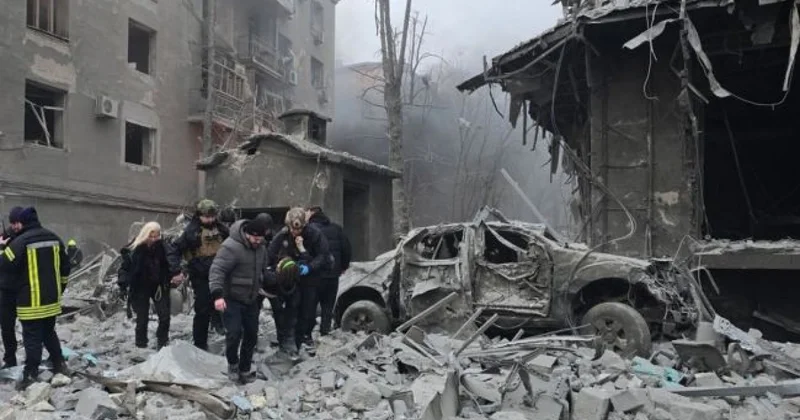 В результате атаки России на Харьков число раненых достигло 30 человек