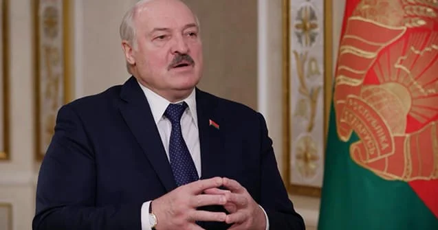 Lukaşenko daha 20 siyasi məhbusu azad edib