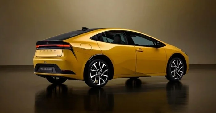 2025 ci ilin ən gözəl dizayna malik 10 maşını Foto