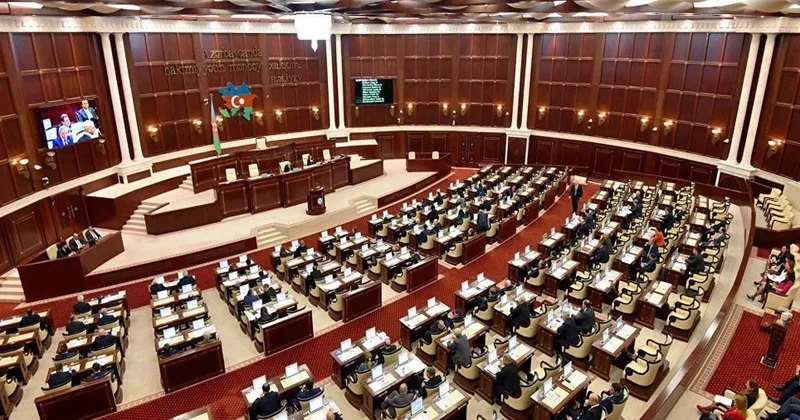 Gözləntilər, ümidlər, təmin olunmayan istəklər: Deputatlar nədən narazıdırlar? SORĞU