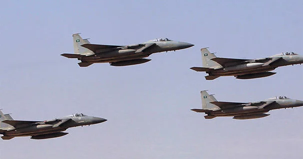 Səudiyyə Yəməndə bu hava limanını vurdu