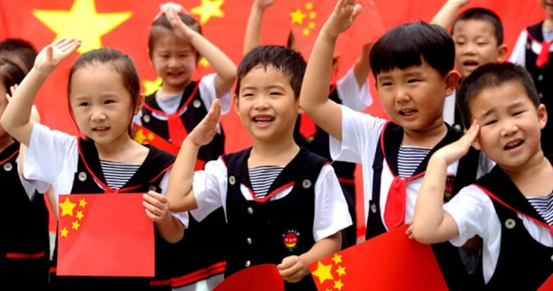 Китай решил бороться с низкой рождаемостью налогами