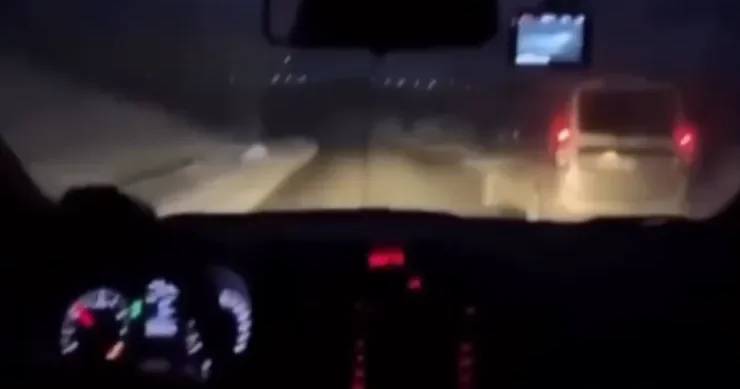 Qubada minik avtomobili aşdı: 3 nəfər yaralandı VİDEO