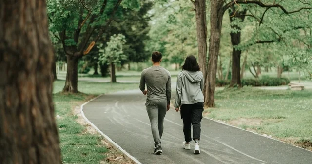 Gündəlik addım hədəfinə uzun gəzintilərlə çatmaq daha faydalıdır Araşdırma