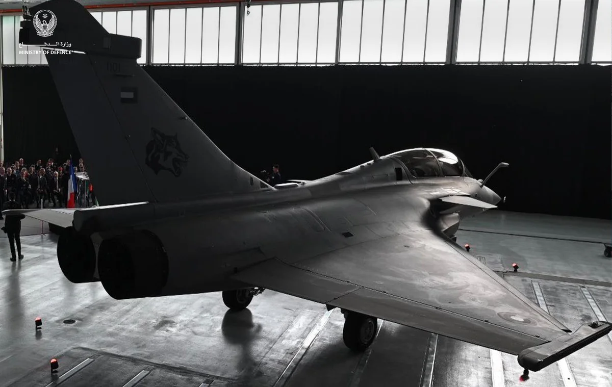 BƏƏ Fransadan Rafale qırıcılarının ilk partiyasını aldı