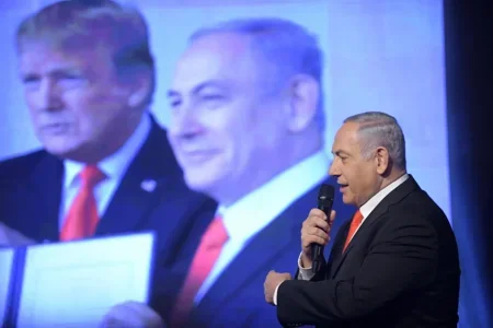 “Trampla birlikdə regionu daha yaxşı edəcəyik“: Netanyahu Vaşinqtona yola düşüb