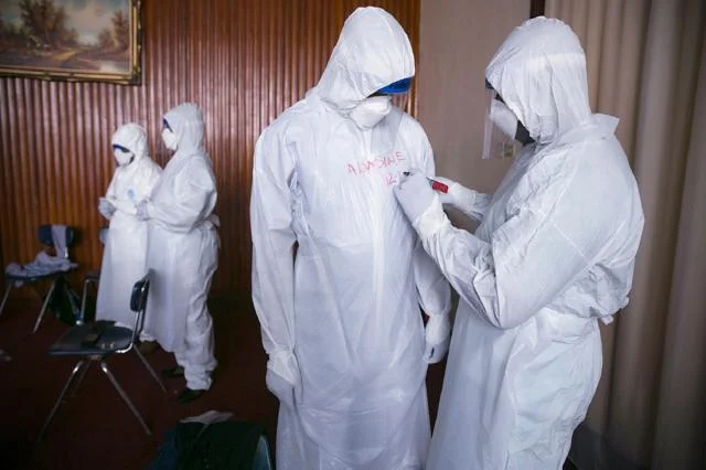 Ebola virusu sağaldıqdan sonra orqanizmdə qala bilər..?