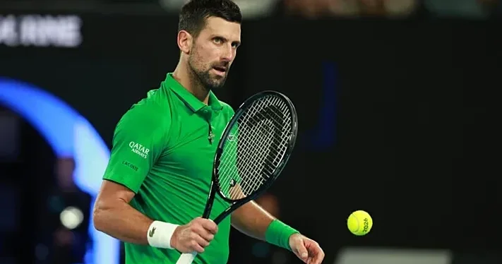 Ракетку Джоковича с Australian Open 2012 продали за рекордные $540 тыс.