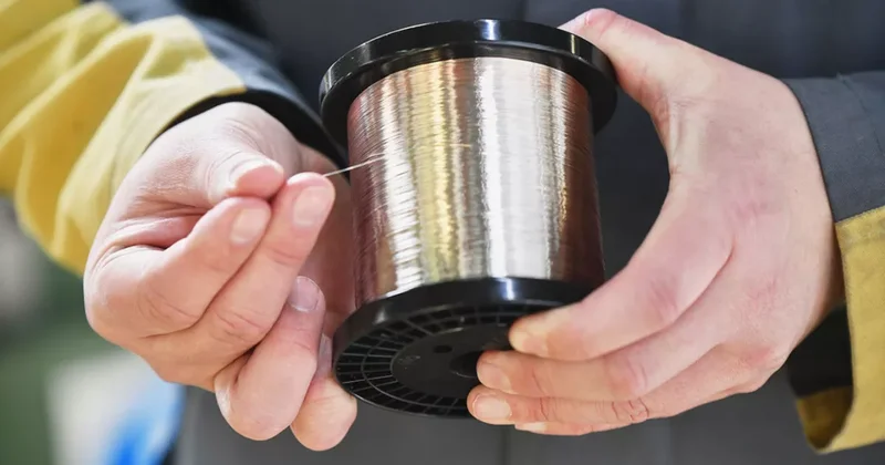 ЕС рассматривает возможность запрета на импорт платины и меди из России