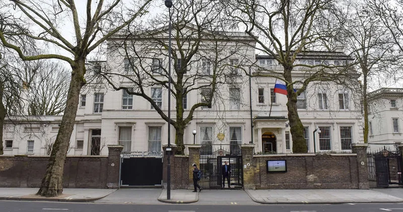 Великобритания высылает российского дипломата Minval Politika