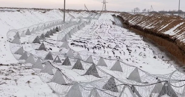 Ukrayna Trampın danışıqlarına inanmır və illərlə savaşmağa hazırlaşır... “Le Monde“