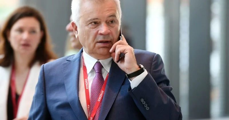 Вагит Алекперов стал пятым