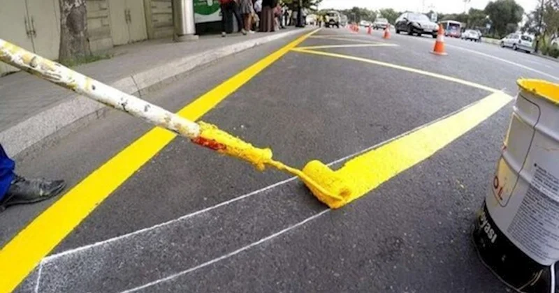 Bakıda daha bir yolayrıcına sarı tor çəkildi FOTO