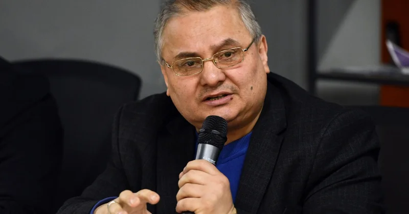 “Teatrı islahat adı ilə zəiflədirlər” Aydın Xan Əbilovdan sərt tənqid