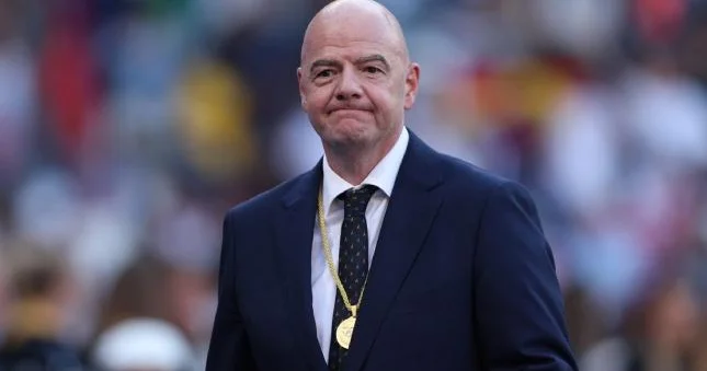 Rusiya ilə bağlı qadağanı ləğv etməyə borcluyuq FİFA prezidenti