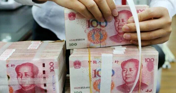 Szinpin çağırış etdi: Yuan dolları əvəz edir?