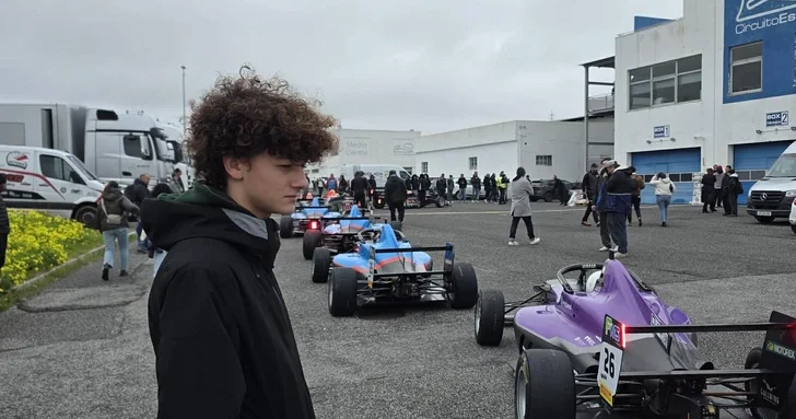 Азербайджанский пилот объяснил свое отсутствие на этапе Формулы 4