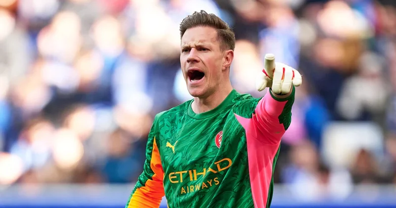 Ter Ştegen sıradan çıxdı Barselona ya qayıda bilər