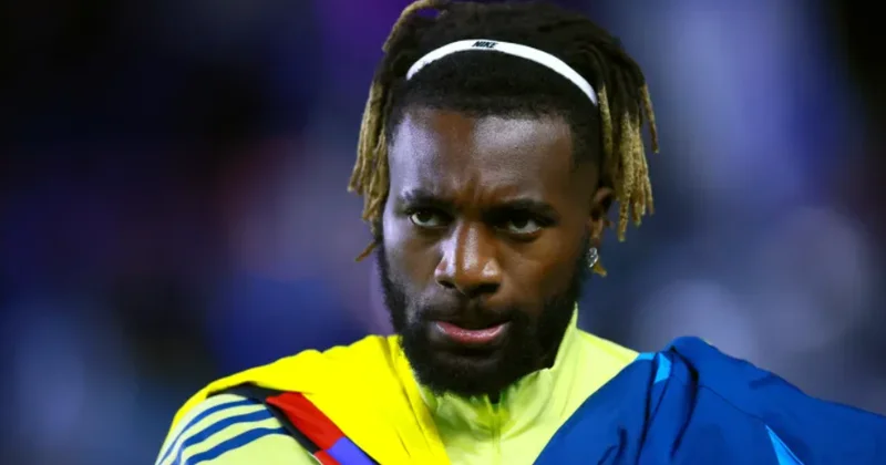 Maksimin Fransaya qayıdır