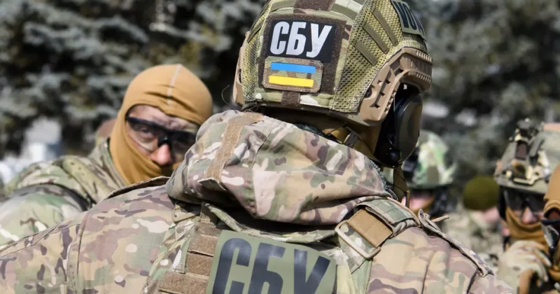 Любовь до пожизненного: как муж из России превратил жену в агента ФСБ ФОТО