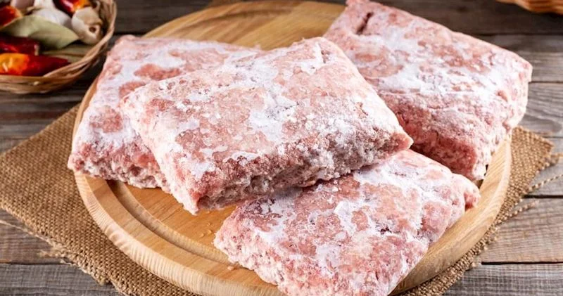 İdxal olunan dondurulmuş ət təhlükəlidirmi? Qida eksperti açıqladı