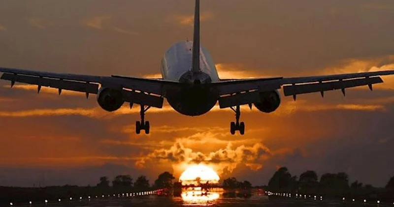 “Emirates” iki illik fasilədən sonra İsrailə uçuşları bərpa edəcək − KİV