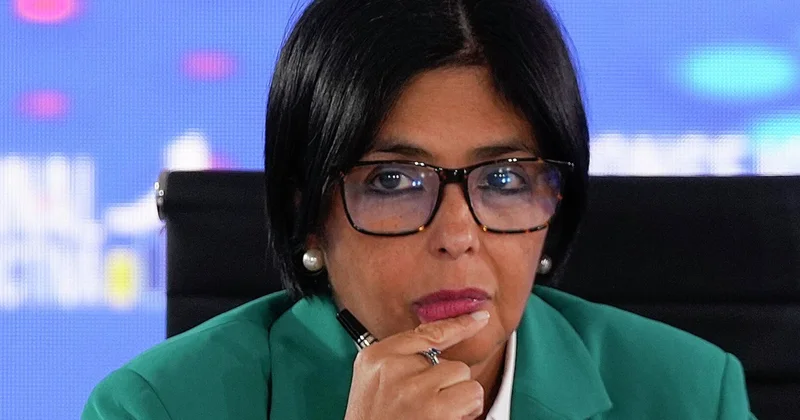 Посол США уже в кабинете президента Венесуэлы