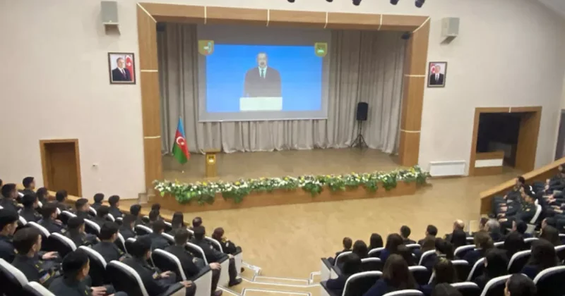 По случаю Дня молодежи в ВС Азербайджана провели серию мероприятий ФОТО