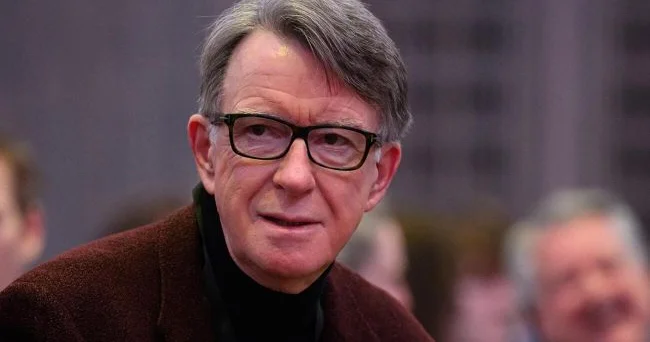 Keçmiş Britaniya səfiri rüsvayçılıqdan qaçmaq üçün :Epşteyn işi ilə bağlı istefa verib